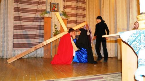 Молодь з Вінниці презентувала виставу «Шлях болю» у Івано-Франківську